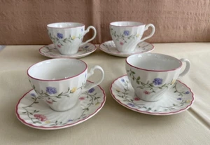 Johnson Brothers China Summer Chintz 4 Cups & Saucers England - Picture 1 of 9
