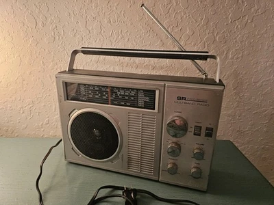 Vintage Sears SR 2400 MultiBand Radio W/ShortWave-Works, Very Good - Image 1 of 4