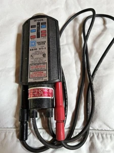 WIGGY SQUARE-D 6610 VT-1 AC/DC VOLTAGE TESTER WORKS - Picture 1 of 4