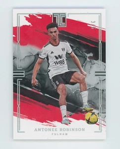 2022-23 Antonee Robinson Panini Impeccabile Argento/Oro Fulham Figurina Calcio 3/5 - Foto 1 di 3