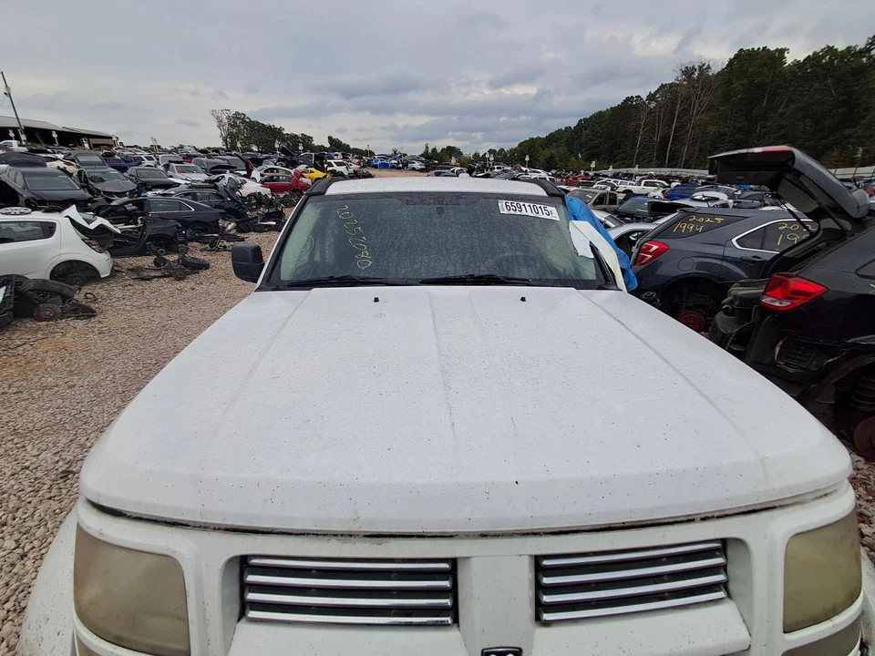 Used Hood fits: 2011 Dodge Nitro  Grade A Foto 1 de 4