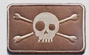 PIRATE JOLLY ROGER CALICO JACK Skull Crossbone TAN Embroider Hk/Lp Patch  - Picture 1 of 4