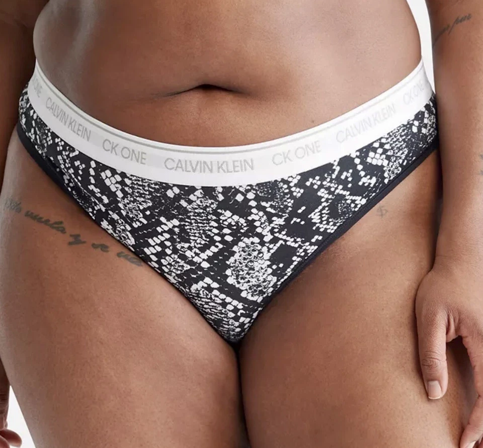 CALVIN KLEIN CK One Cotton Black White Snake Print 2 Thong Panty Womens Sz 2X 4X - Image 1 of 4