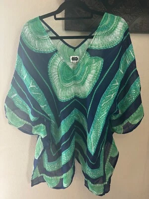 mud pie cover up/ poncho green one size  - Image 1 of 4