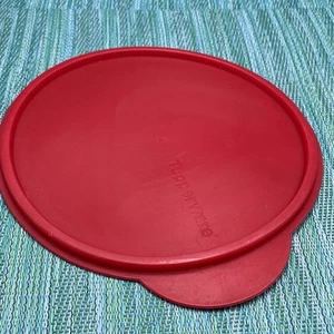 Tupperware #5455 Replacement Lid Red Round w Red Tab 7 1/4" - Lid Only - Imagen 1 de 8