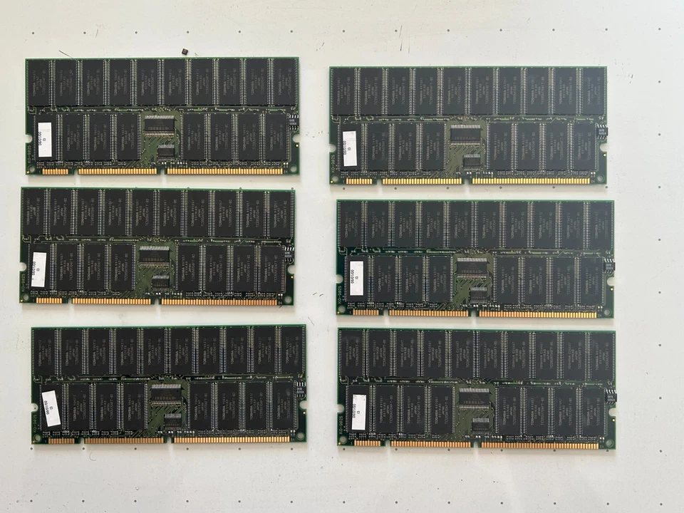 512MB  168-pin SDRAM DIMM, w ECC Parity -Toshiba TC59SM704FT-80 - Image 1 of 4