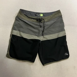 Quicksilver Board Shorts Uomo Taglia 34 HIGHLINE Board Shorts 4 Vie Elasticizzato Spiaggia - Foto 1 di 13
