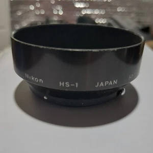 VINTAGE Nikon HS-1 Lens Hood for Nikkor 50mm f1.4 Snap-On Type - Picture 1 of 5