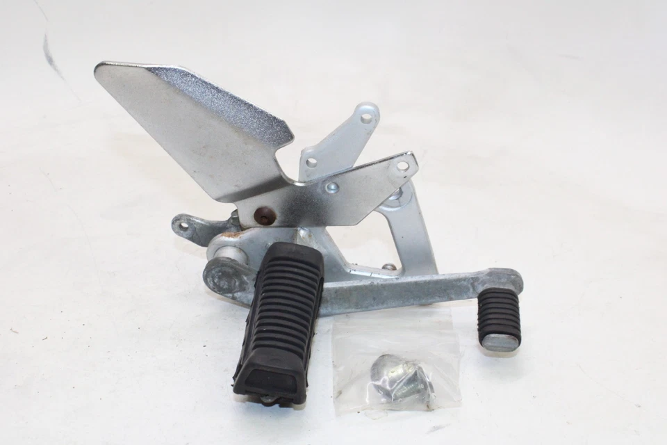 89-96 SUZUKI GS500E OEM JUEGO TRASERO DERECHO CON PEDAL Foto 1 de 4