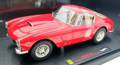 Hot Wheels Elite 1/18 Scale Diecast V8377 - Ferrari 250 GT SWB Berlinetta - Red - Image 1 of 4