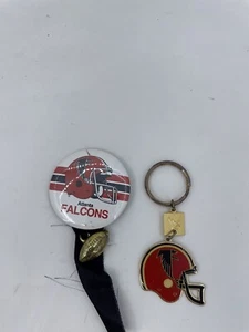1988 Atlanta Falcons NFL Helmet RJRT Keychain And Vtg Football Pin Back Button - Picture 1 of 7