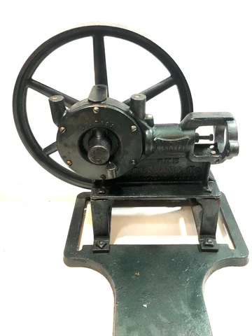 Antique Cast Iron Deming Co Marvel Water  Pump  Assembly 1900s Salem Ohio Cover