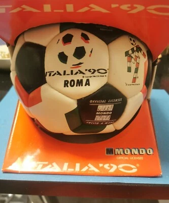 Italia 90 Mondo. Pallone da calcio vintage, cucito a mano con scatola, raro. - Immagine 1 di 3