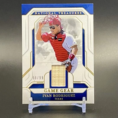 2025 National Treasures IVAN RODRIGUEZ Game Gear 98/99 - Relíquia de morcego usada em jogos!! - Imagem 1 de 4