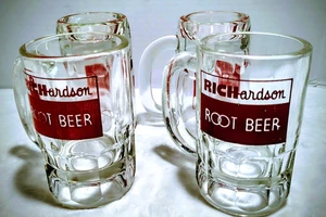Lotto di 4 tazze di vetro birra Richardsons radice 12 oz• 1955 - Foto 1 di 10
