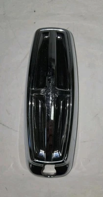 2019-22 Lincoln Nautilus Front Grille Emblem OEM Fomoco KA1B-8C324-BAW - Image 1 of 4