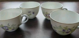 Four Vintage Floral Design Tea Cups - Picture 1 of 5