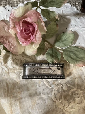 Antiguo anillo servilleta de plata esterlina con monograma Jessie Foto 1 de 3