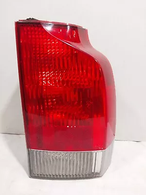 2001 to 2004 Volvo XC70 V70 Lower Right Passengers Taillight Tail Light Lamp - Image 1 of 4