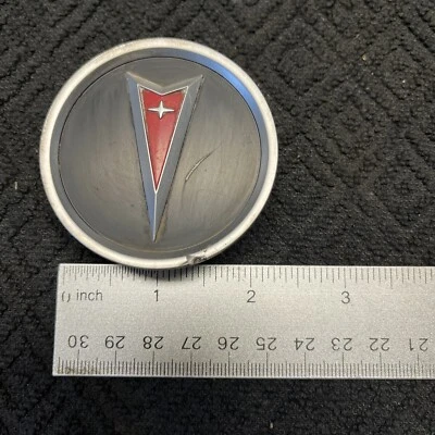 Pontiac GTO G8 92155956 Factory OEM GM Center Wheel Hub Cap Rim Cover C1119 Foto 1 de 3