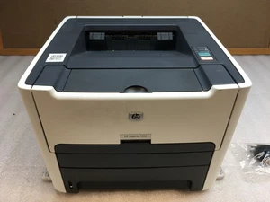 HP LaserJet 1320 Monochrome Workgroup Laser Printer with 68K Pg Ct NO Toner Incl - Afbeelding 1 van 9