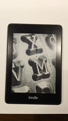 Amazon Kindle Paperwhite (10. Generation) 8GB, WLAN - Ohne Werbung - Bild 1 von 2