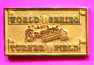 1995 WORLD SERIES PRESS PIN ATLANTA BRAVES PIN TURNER FIELD OFFICIAL PRESS PIN - Imagen 1 de 1