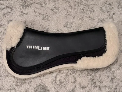 Meia almofada ThinLine pele de carneiro completa trifecta com calços - Tamanho L - Preto com lã natural - Imagem 1 de 4