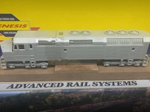 F45 LOCOMOTIVA NON DECORATA - DC/DCC " GENESIS SOUND " Scala HO con CONTROLLO MANUALE NUOVO - Foto 1 di 12