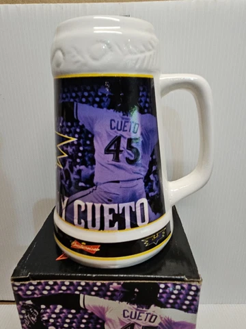 Johnny Cueto Louisville Bats Commemorative Stein Pre-owned Cover