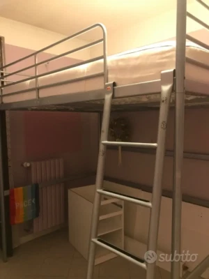 letto Ikea da una piazza e mezza eventualmente con materasso in memory - Immagine 1 di 4