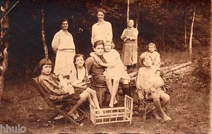 BJ534 Carte Photo vintage card RPPC enfant foret groupe famille doll poupée - Picture 1 of 1