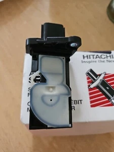 Hitachi Mass Air Flow Sensor Fits 2016-2020 INFINITI 2015-2022  For Nissan - Picture 1 of 3