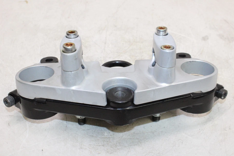 Suzuki GS500F 2009 horquillas OEM abrazadera de árbol triple superior Foto 1 de 4