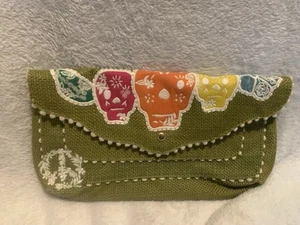 LOOP branded Day Of The Dead Style Green Straw Clutch Purse - Picture 1 of 13