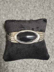 CLAIRE'S Silver Black Hinged Bangle Bracelet/Cuff - Picture 1 of 3