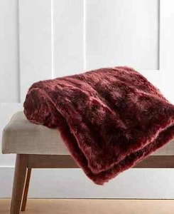 Hotel Collection Ultra Luxe Lynx Faux Fur Throw Blanket Bordeaux 50" x 60" $250 - Picture 1 of 10