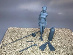 Sexy Scuba/Fishing Girl Resin Figuren unbemalt Bausatz im Maßstab 1:24 - Bild 1 von 4