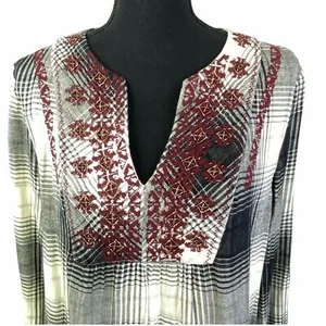 Túnica Anthropologie Floreat Negra Crema Cuadros Borgoña Bordada Cuello en V Pequeña - Imagen 1 de 11