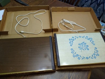 Lote De 2 Calentadores De Alimentos Warm-O-Tray Vintage Azul Madera Grano Retro Foto 1 de 3