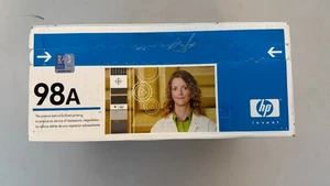 Nowy w pudełku Oryginalny wkład z czarnym tonerem HP LaserJet 98A - 92298A - Zdjęcie 1 z 3
