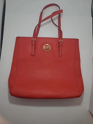 BOLSO DE MANO MICHAEL KORS JET SET DE VIAJE NARANJA QUEMADO CUERO SAFFIANO Usado Foto 1 de 4