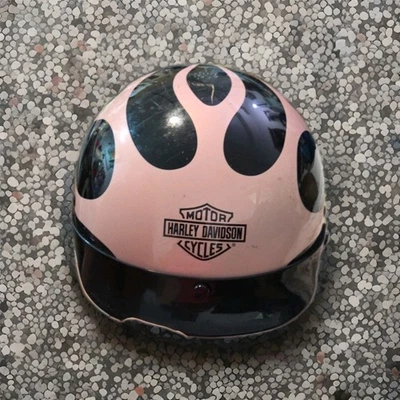 Womens Harley Davidson Helmet Size M (57-58 CM) BLACK with Pink Flames - Image 1 of 4