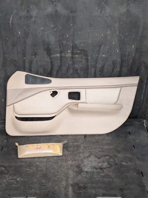 96-02 BMW Z3 ROADSTER INTERIOR DOOR PANEL TRIM BEIGE RIGHT PASSENGER ⚠️Damage - Image 1 of 4
