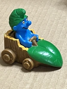 Schleich Schlumpf im Auto Figur Spielzeug 2008 selten - Bild 1 von 3