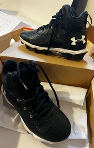 Under Armor Cleats schwarz Jugend Gr. 1Y - Bild 1 von 5