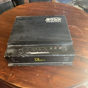 Boss American 320w Old School Vintage Amplifier - Picture 1 of 12