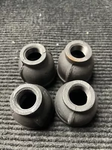 NEW LOT OF 4 Malleable Iron Pipe Reducing Couplings 1 1/2" x 3/4" - USA - Picture 1 of 7