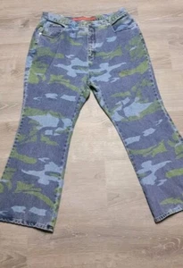 Pantalones de mezclilla para mujer REVOLT camuflaje pierna acampanada talla 22 - Imagen 1 de 16