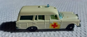 Vintage Matchbox Lesney Mercedes-Benz "Binz" Ambulance, No.3 in Original Box - Picture 1 of 16